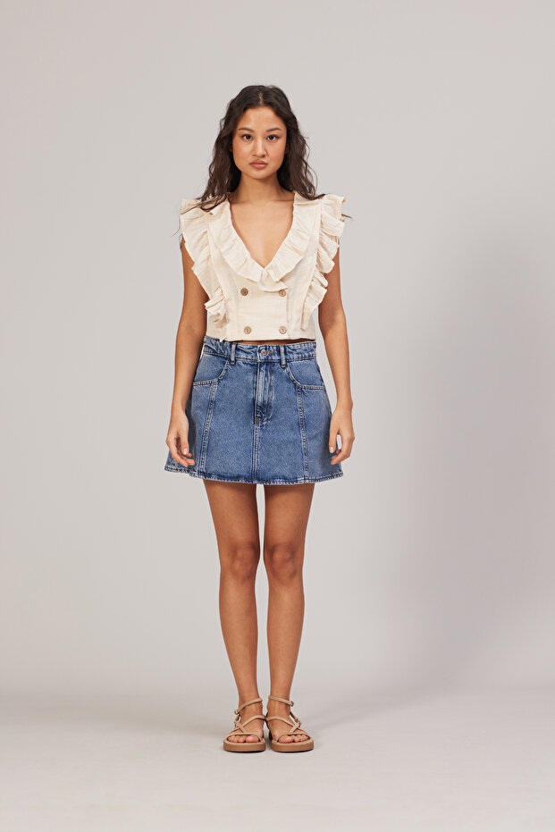BUTTON DETAILED ARMLESS BLUZ