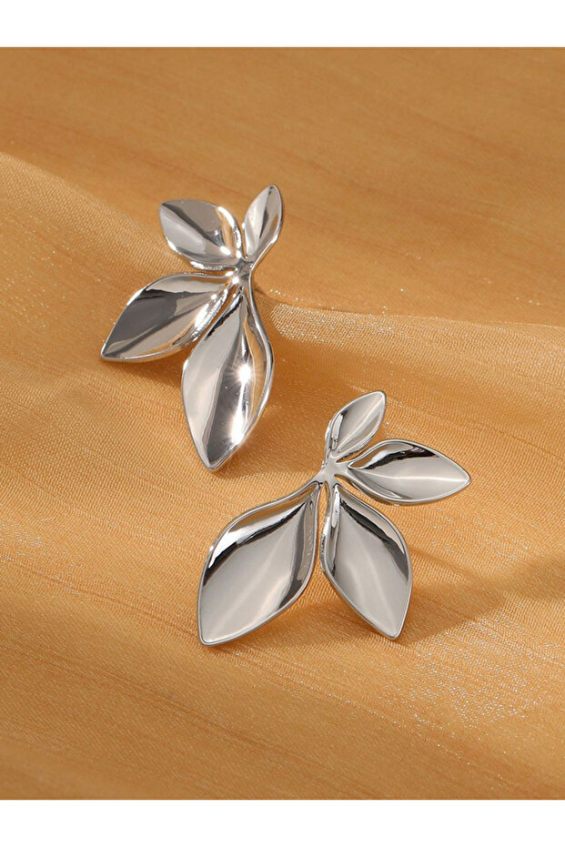 أقراط مرصعة بأوراق الشجر - 3