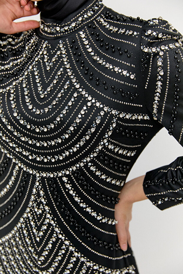 Taş İşlemeli Abiye Elbise - 5