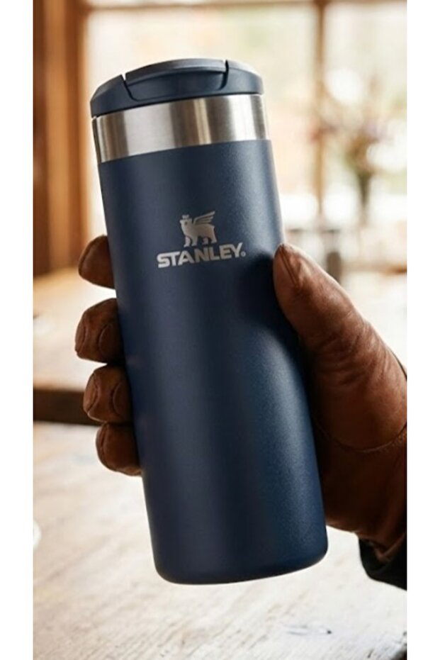 The AeroLight Transit Mug 0.47L - 1