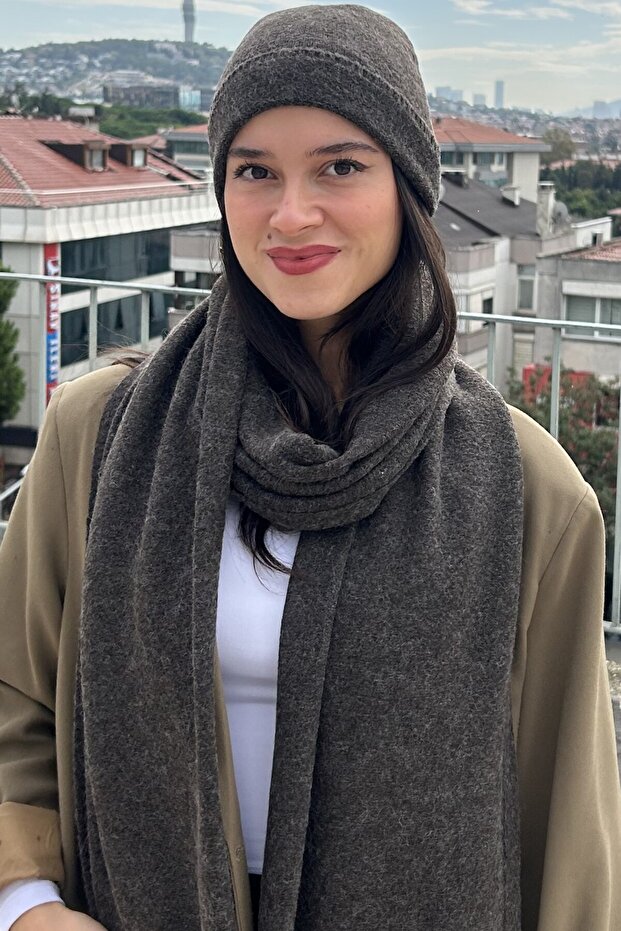 Women's Winter Anthracite Scarf and Beanie Set | Stylish Knitting Set