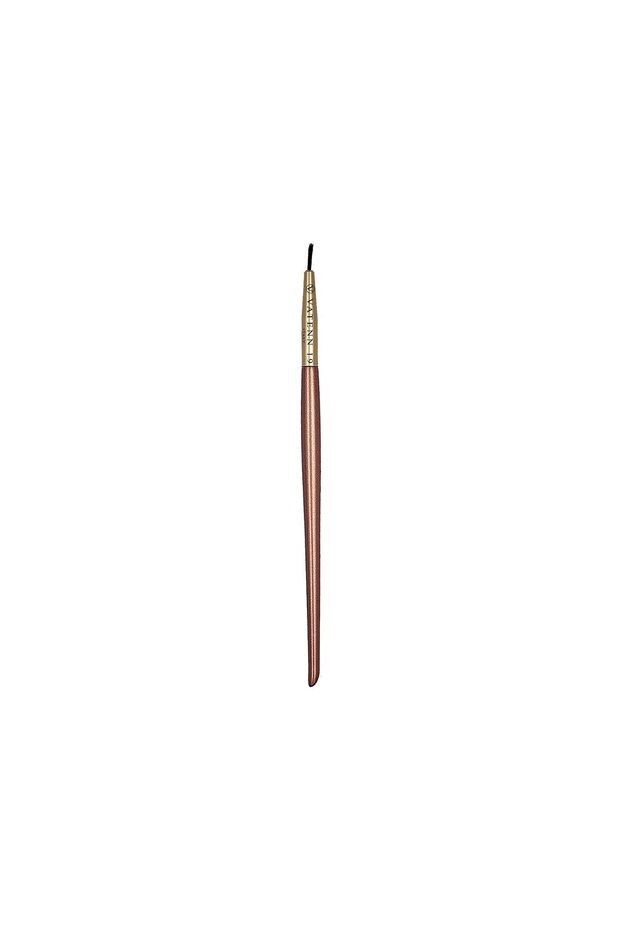 eyeliner brush for precise and controlled makeup application (19)