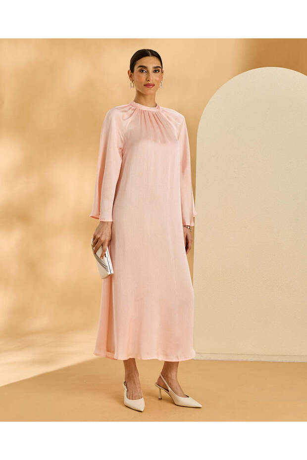 Women Pink Braided Neck Kaftan
