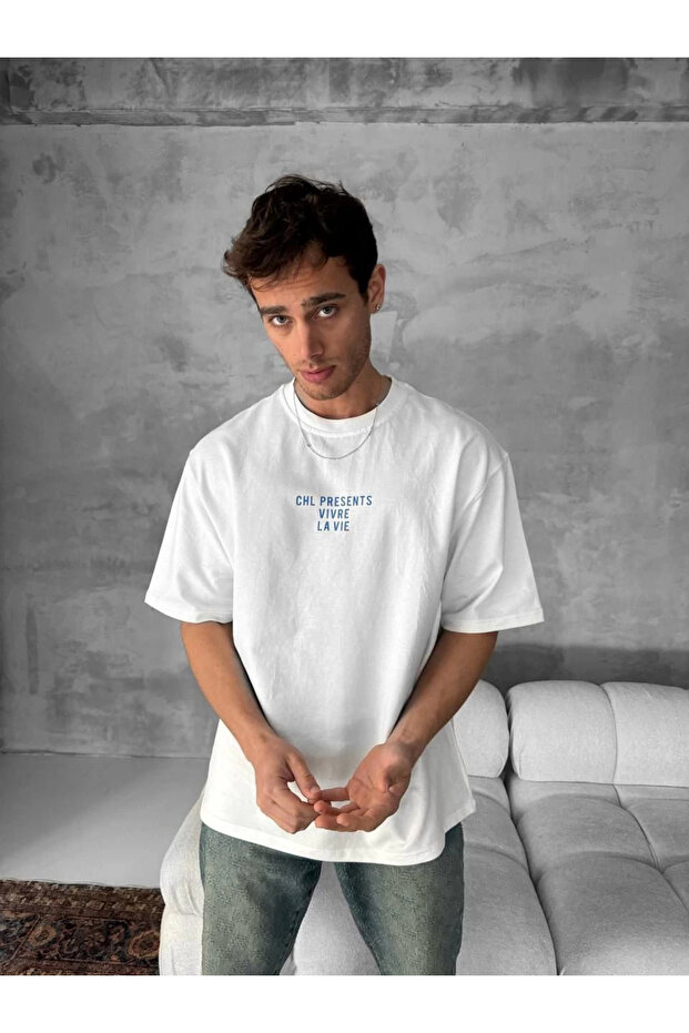 تي شيرت رجالي بأكمام قصيرة من الأمام والخلف مطبوع بقصة واسعة وياقة دائرية - أبيض - 1