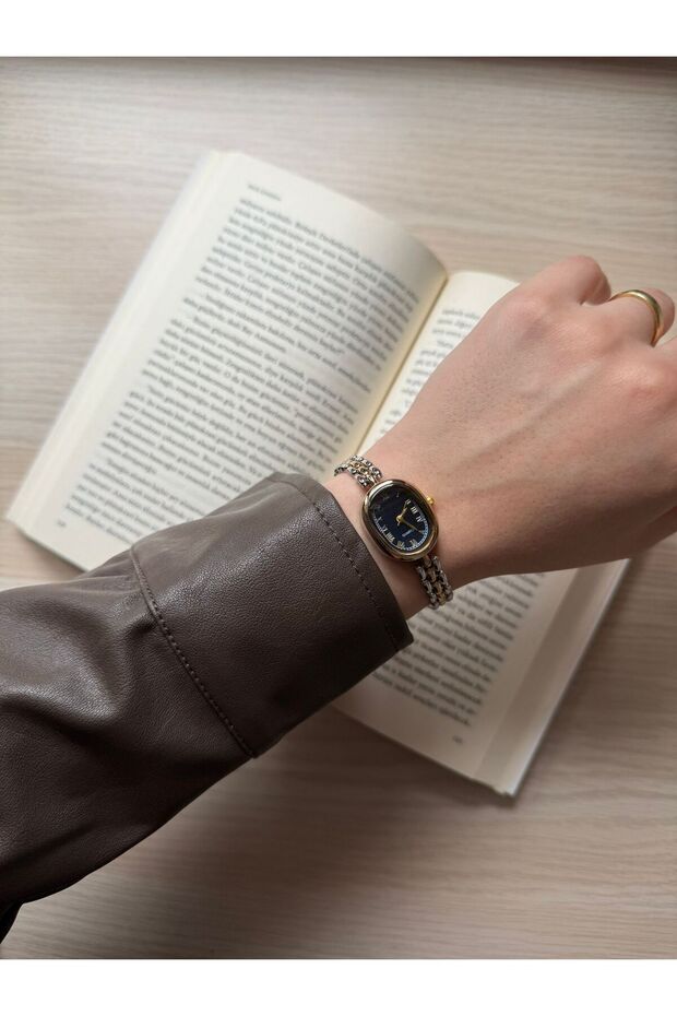 Öztel Vintage Minimalist Metal Cord Vintage Women's Wristwatch Inside Navy Blue