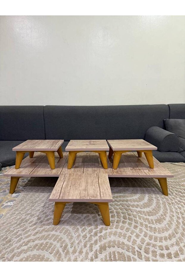 طقم طاولة أرضية مع 4 أدوات تقديم باللون البني - 3