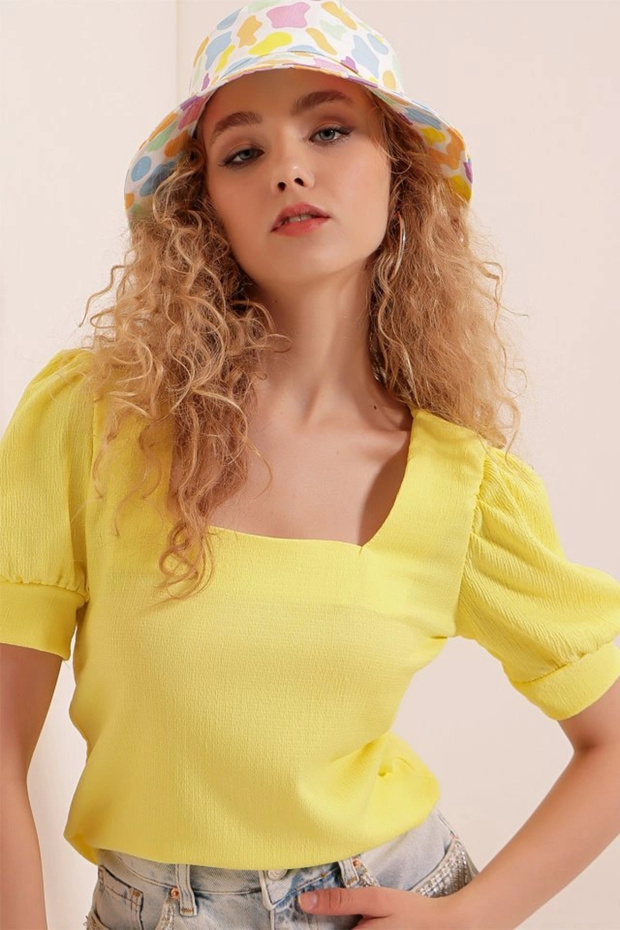    0409 بلوزة محبوكة بياقة مربعة - أصفر - 4