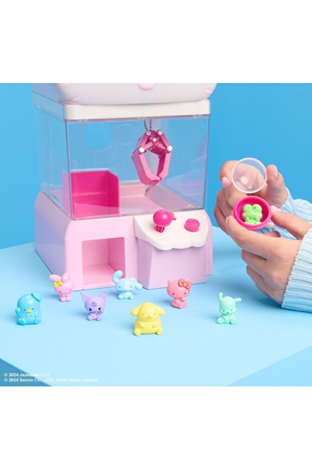 Hello Kitty 12-Inch Claw Machine - 6