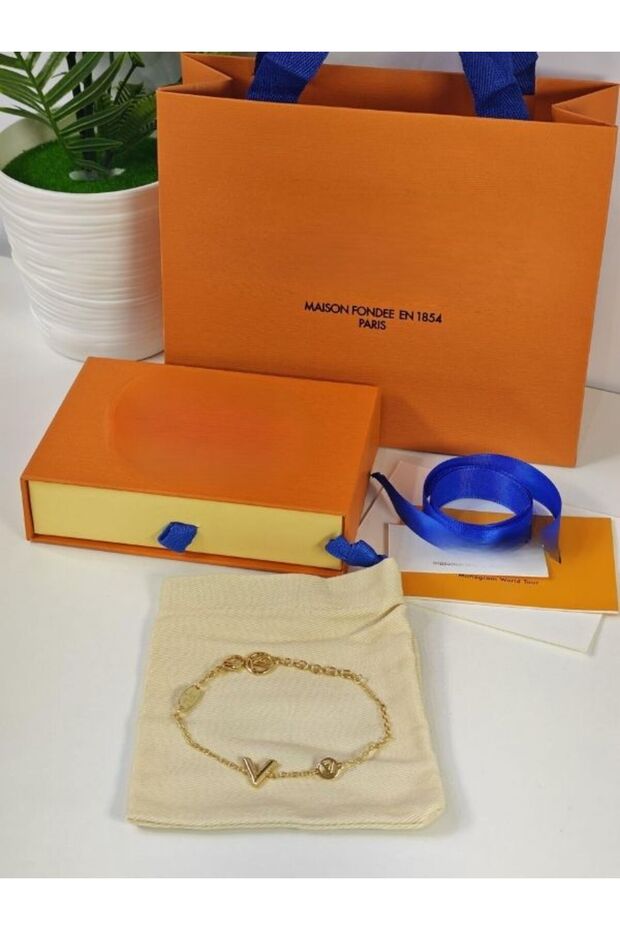 Chain with pendant - 6