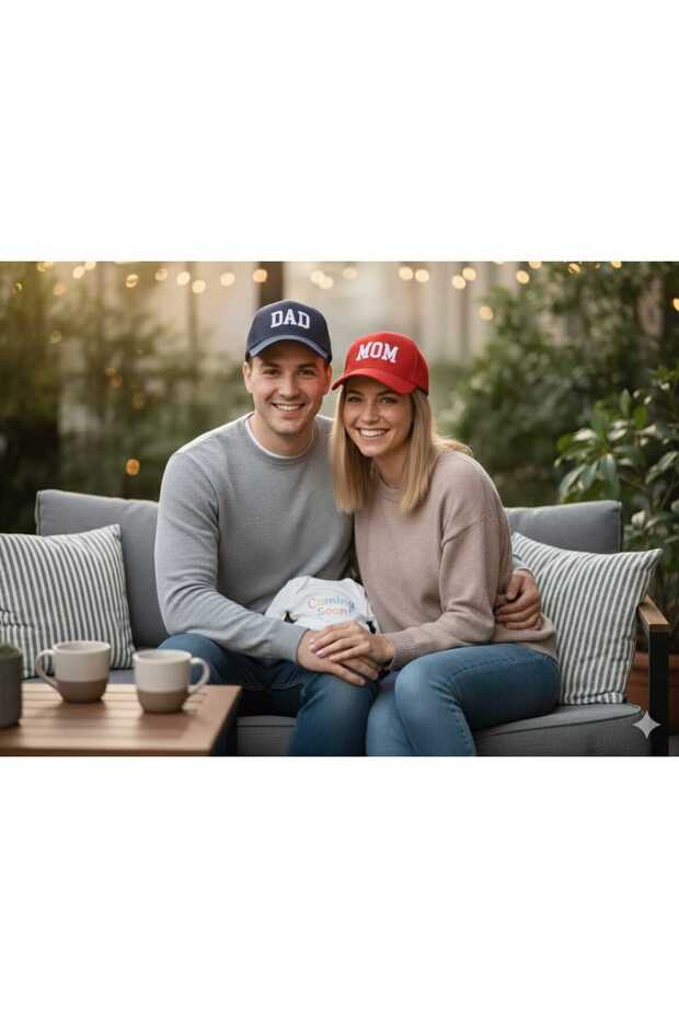 Mom and Dad Written Couple Hat Set – 2-Piece Mom and Dad Combination Family Hat - Adjustable Velcro on the Back