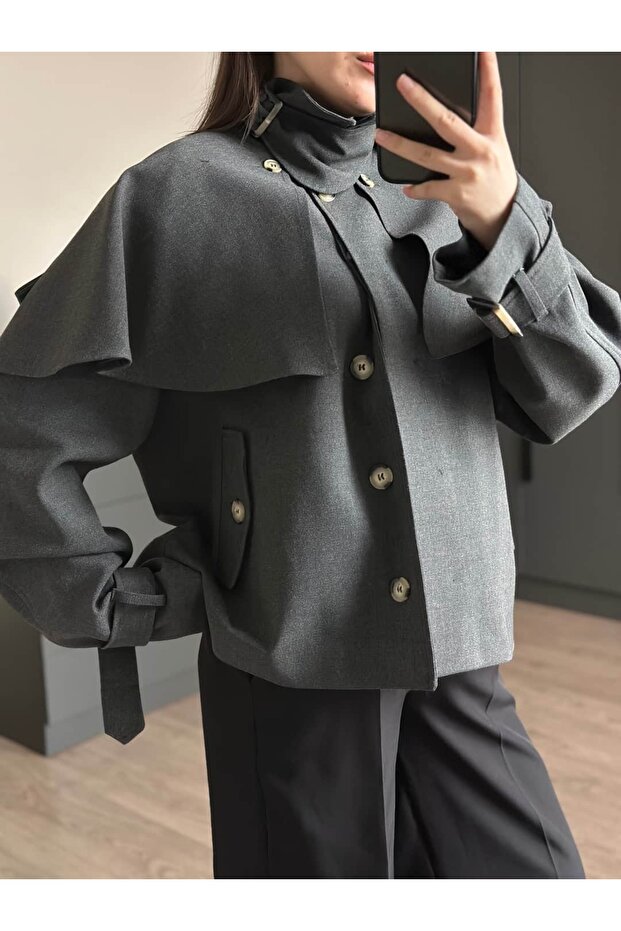 سترة بزر أمامي على شكل عباءة - 2