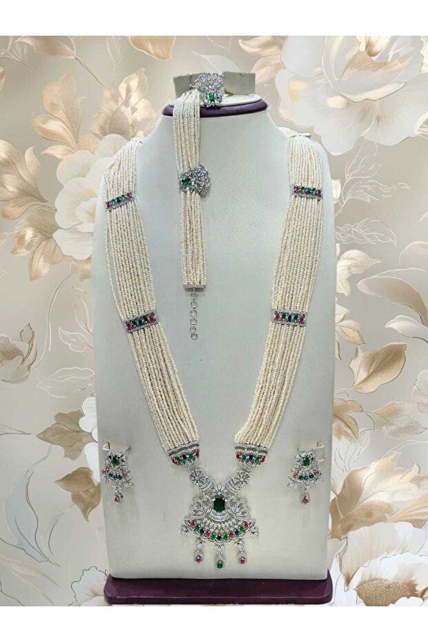 طقم إكسسوارات مجوهرات نسائية مذهل