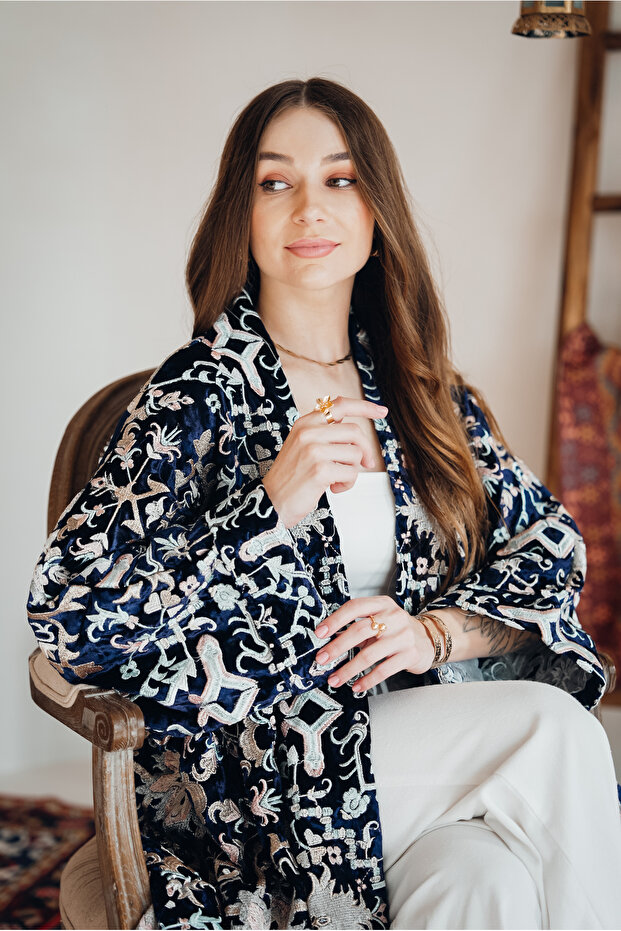 A luxurious navy velvet abaya