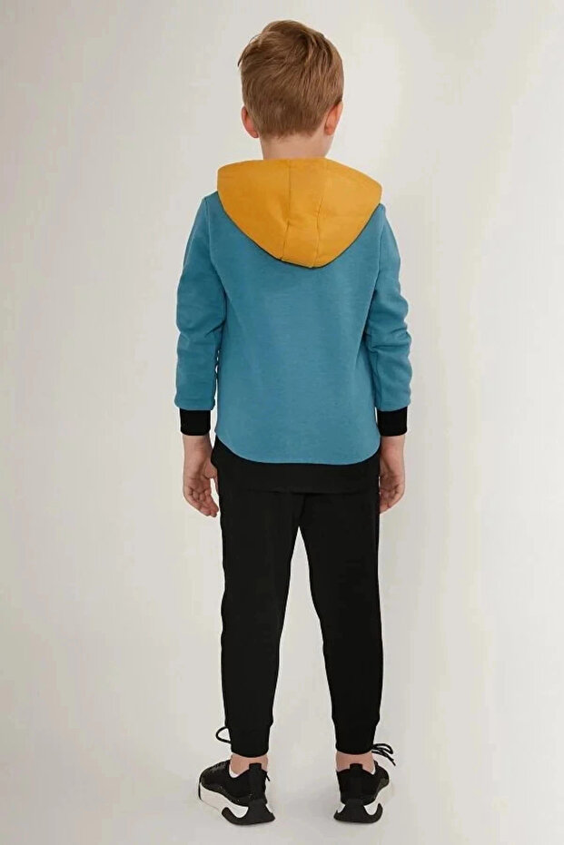 Зелен анцуг за момче - 5