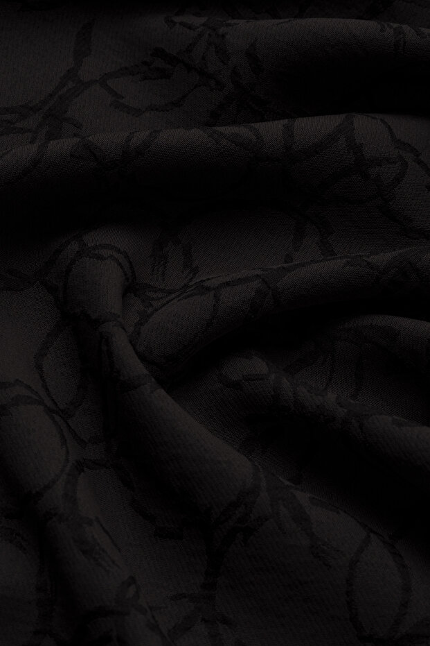 Ring Patterned Shawl Black - 1