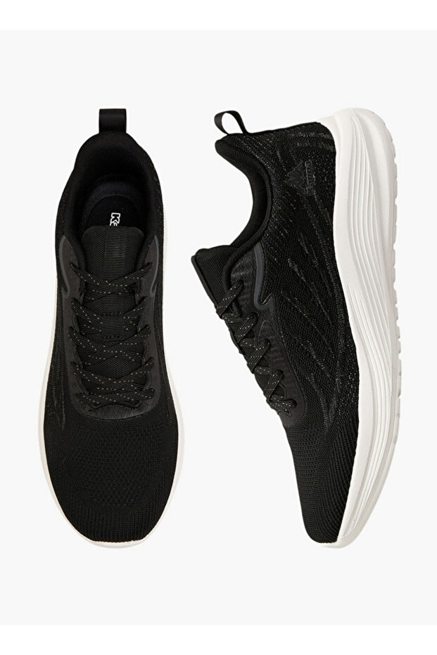 Men Lace-Up Sports Shoes