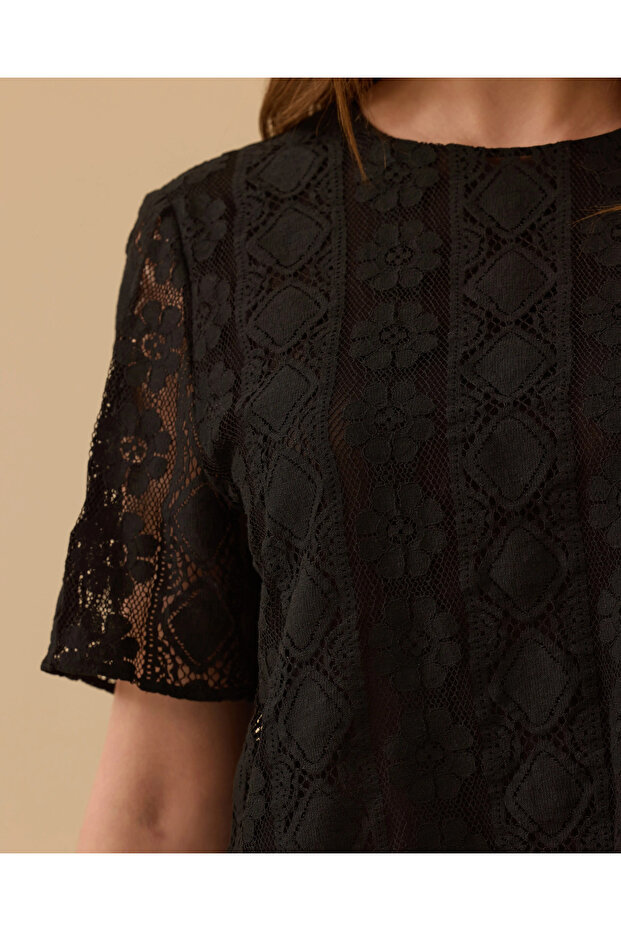 Çiçek Desenli Dantel Bluz - 4