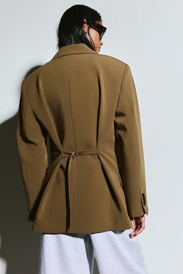 Arka tokalı blazer - 4
