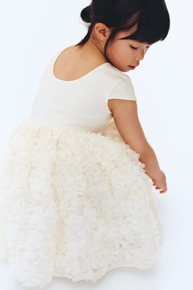 Çiçek Aplikeli Elbise - 5