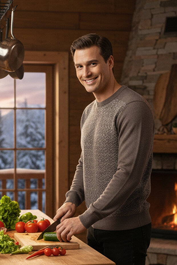 سترة منقوشة برقبة دائرية للرجال - 3