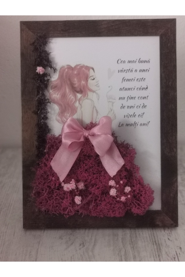 Table with licheni - 3