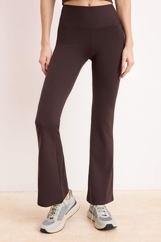 Kahverengi Fırçalı Soft Kumaş Flare/İspanyol Paça Örme Spor Tayt THMSS26TY00016 - 3