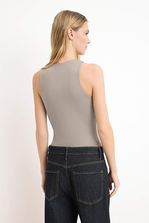 Vizon Halter Yaka Vücuda Oturan Esnek Alttan Çıtçıtlı Örme Body TWOSS20BD0044 - 4