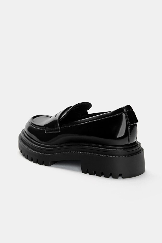 Düz Tırtıklı Tabanlı Ayakkabı - 5