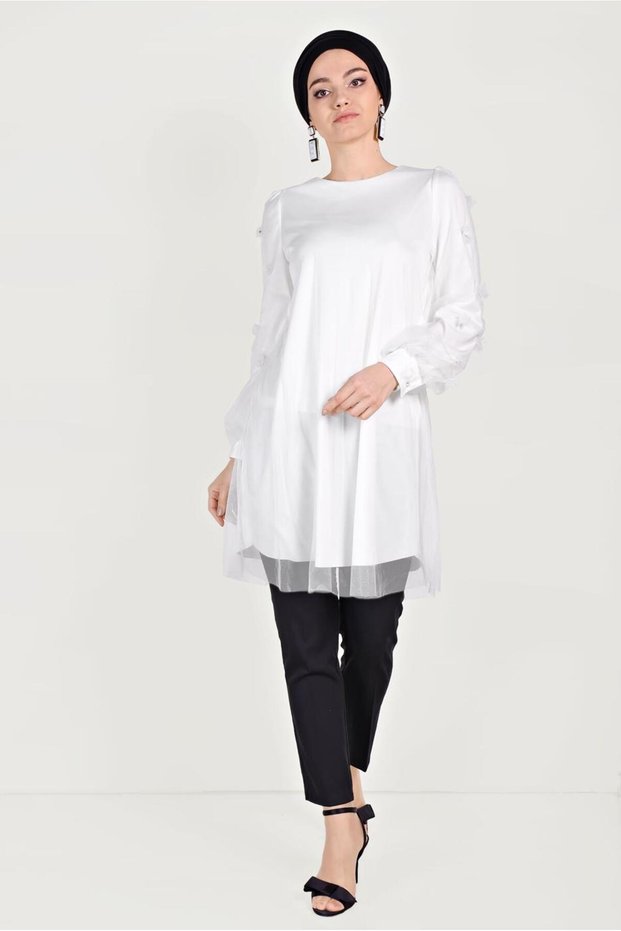 Three-Dimensed Flower and Tule Detailed Tunic 40519