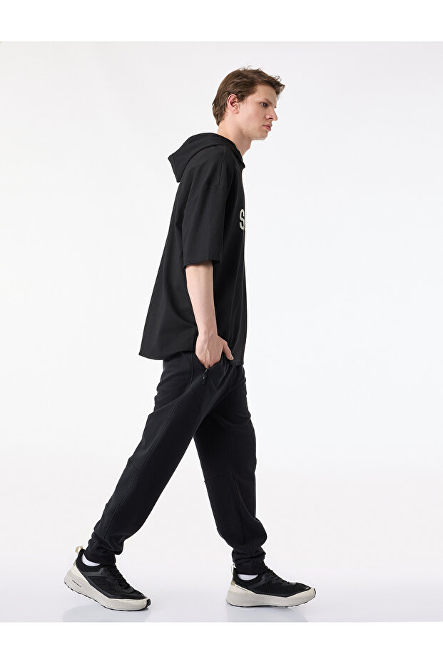 Cotton Pocketed Waist-Tie Jogger Sports Sweatpants