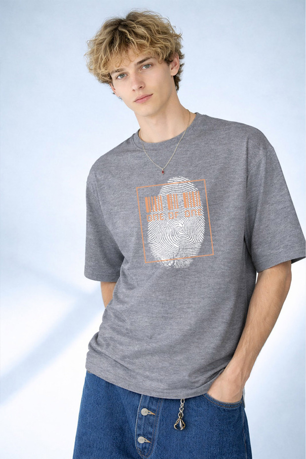 Men's Modern Cyberpunk Style Fingerprint Printed Gray T-Shirt