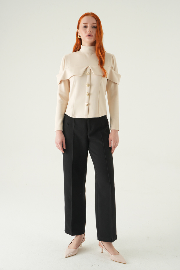 8386A بلوزة بأزرار أمامية مزينة بالأحجار - 3