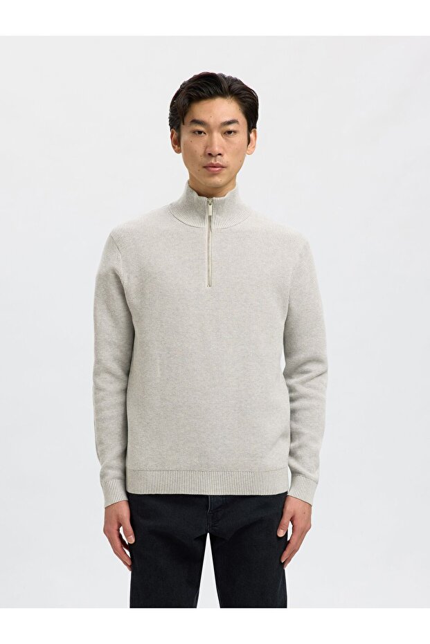 Pullover mit halbem Reißverschluss - 1