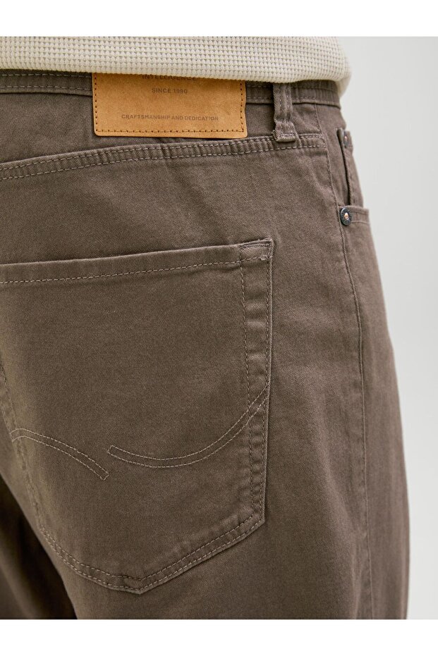 Shorts mit normaler Passform - 6