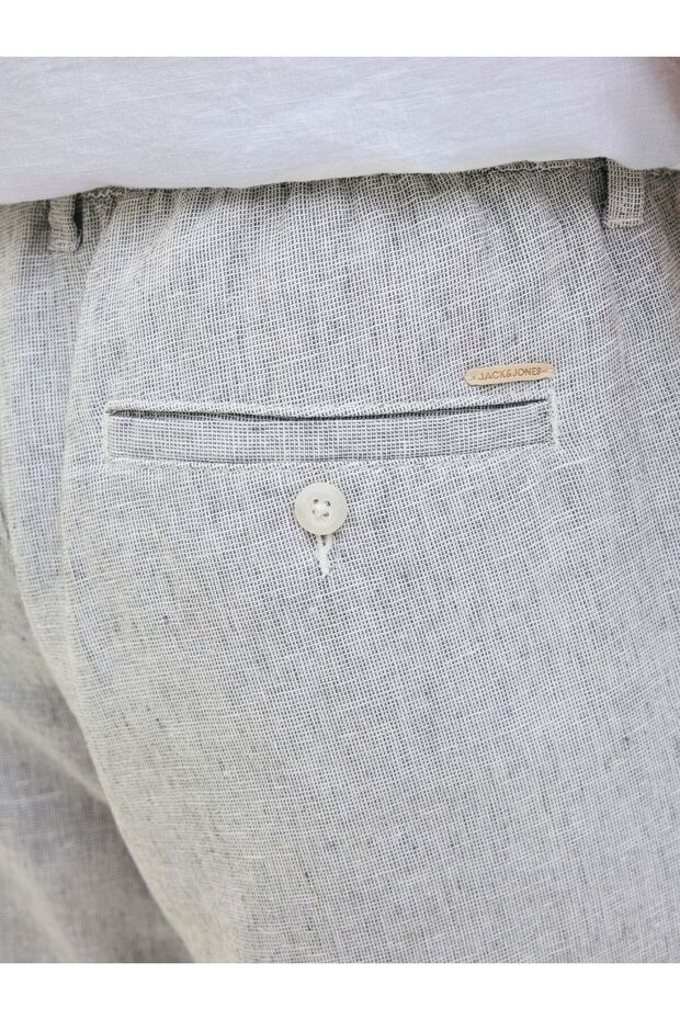 Shorts mit konischer Passform - 6