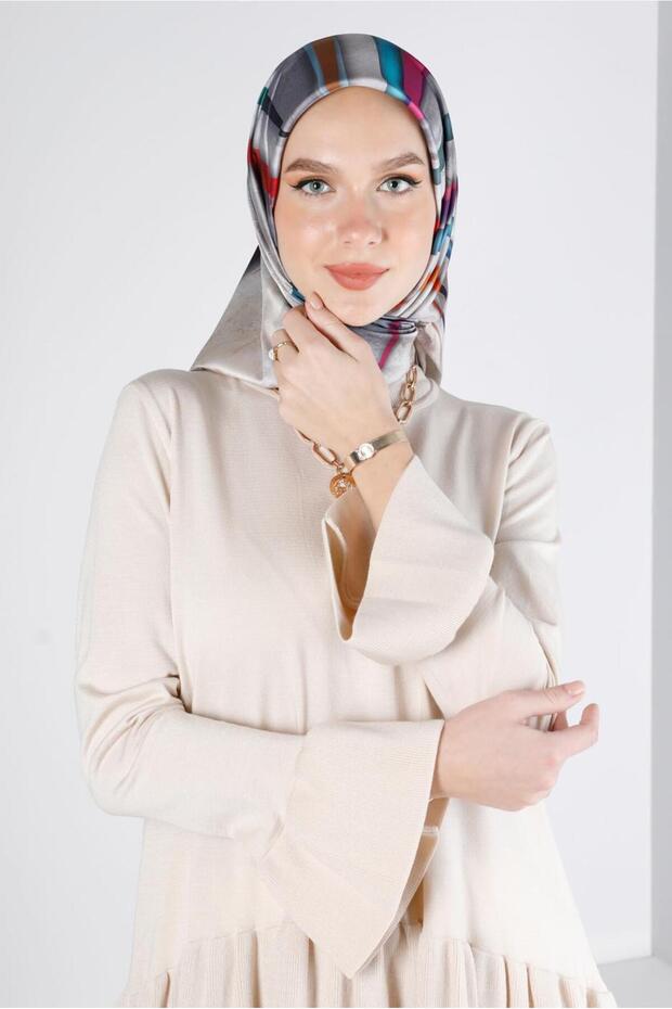 ALVINA Digital Scarf 8203 - Comfortable and Stylish Design