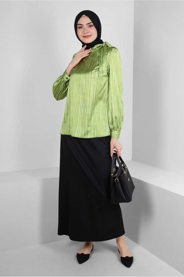 Stripe Satin Blouse with Tie at the Neck 43713