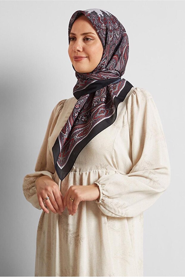 وشاح منقوش 8551 - 1