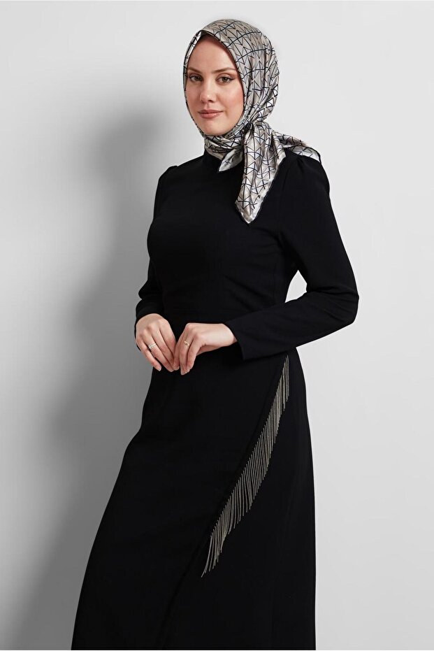 وشاح منقوش من ألفينا 8525