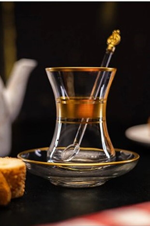 Eleven-L Mat Gold 12-Piece Tea Set for 6 People - Gold Gilded Luxury Presentation Set