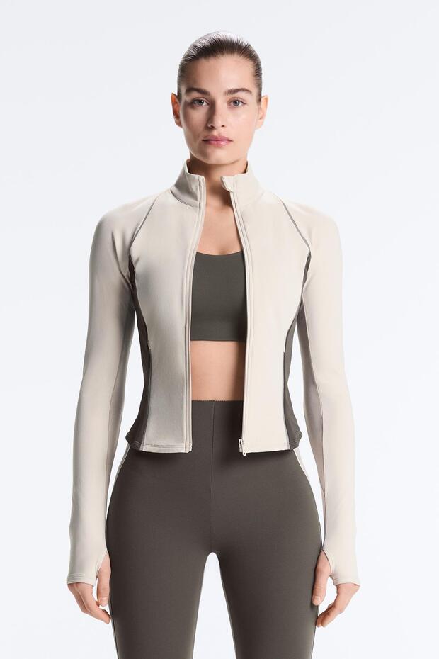 سترة تقنية عاكسة خفيفة ودافئة - 1