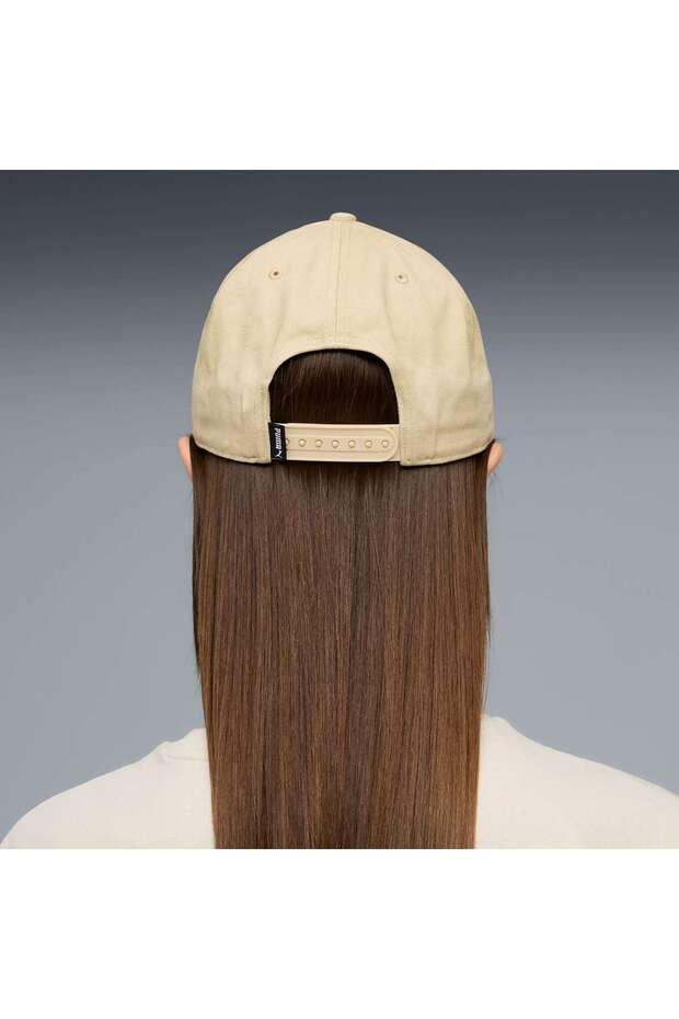 قبعة بيسبول معدنية مرتفعة للقطط من ESSENTIALS - 2