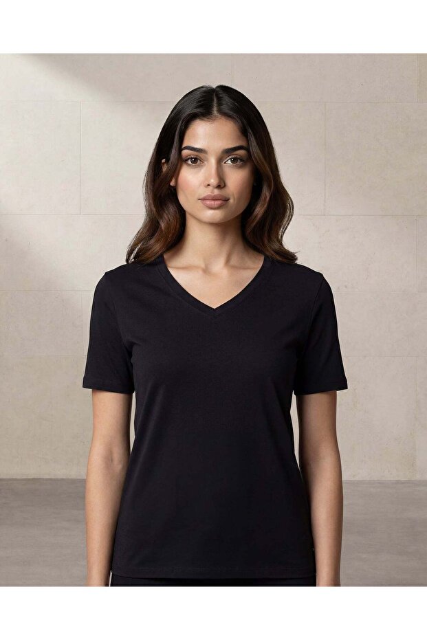 Women Black Solid T-Shirt