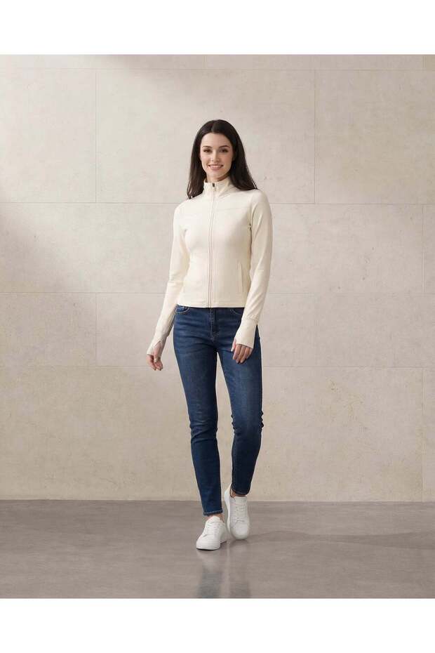 سويت شيرت نسائي رياضي أساسي باللون البيج - 5