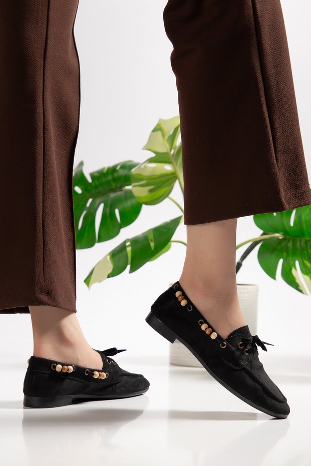 Women's Beaded Detailed Ballet Flats Are Stylish and Comfortable