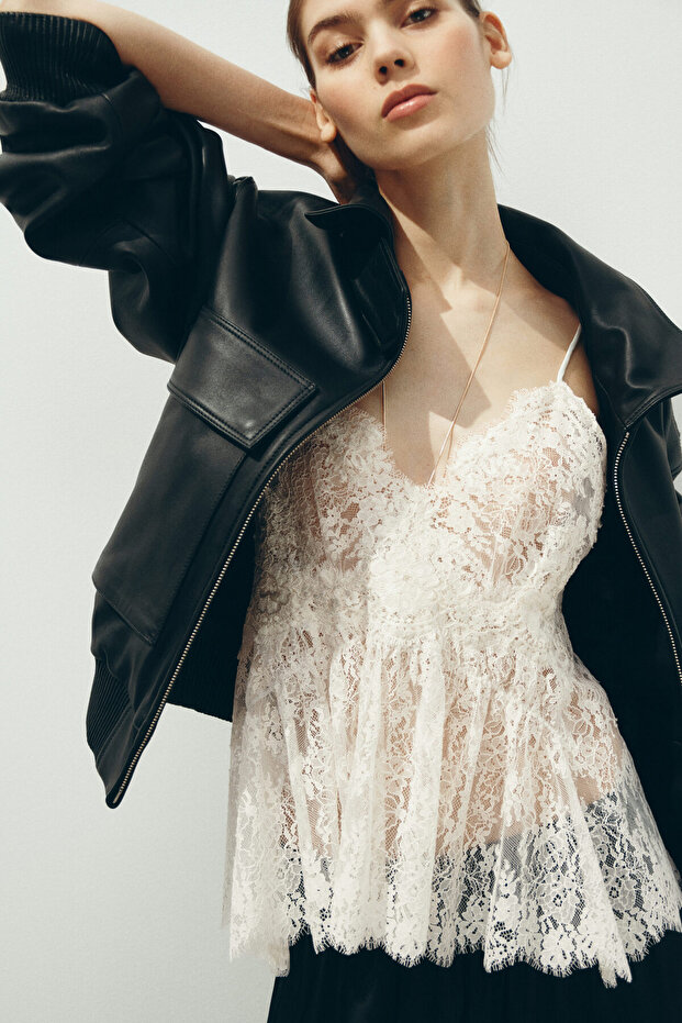 Askılı Dantel Üst - 1