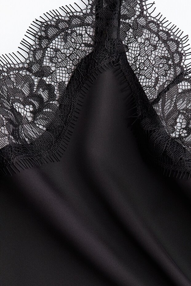 Dantel Şeritli ve Askılı Üst - 2