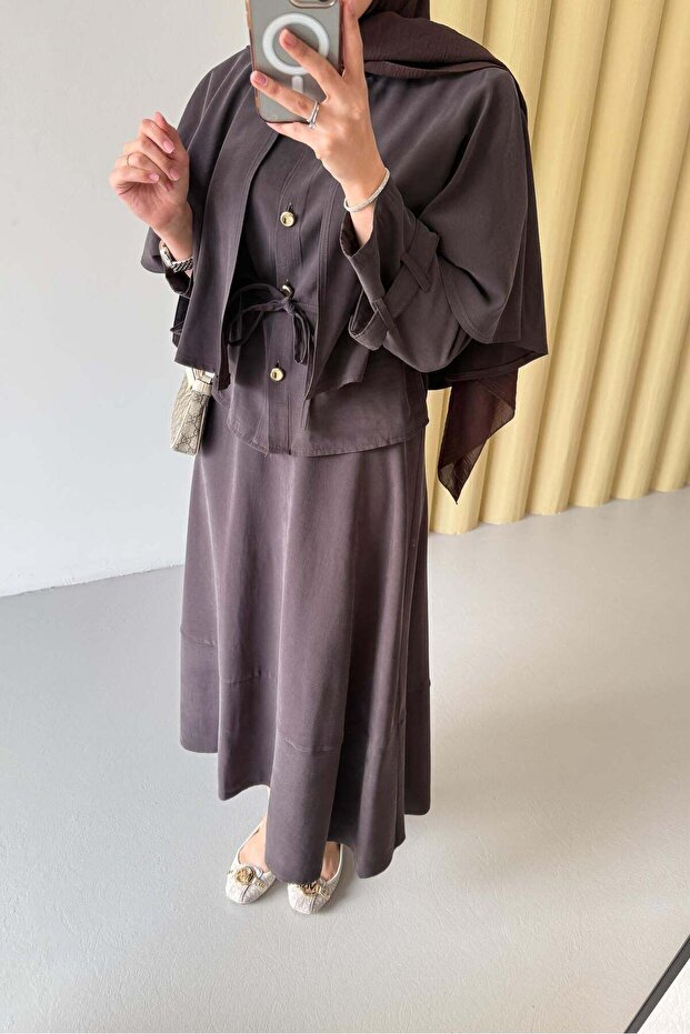 طقم عباءة باللون البني - 4