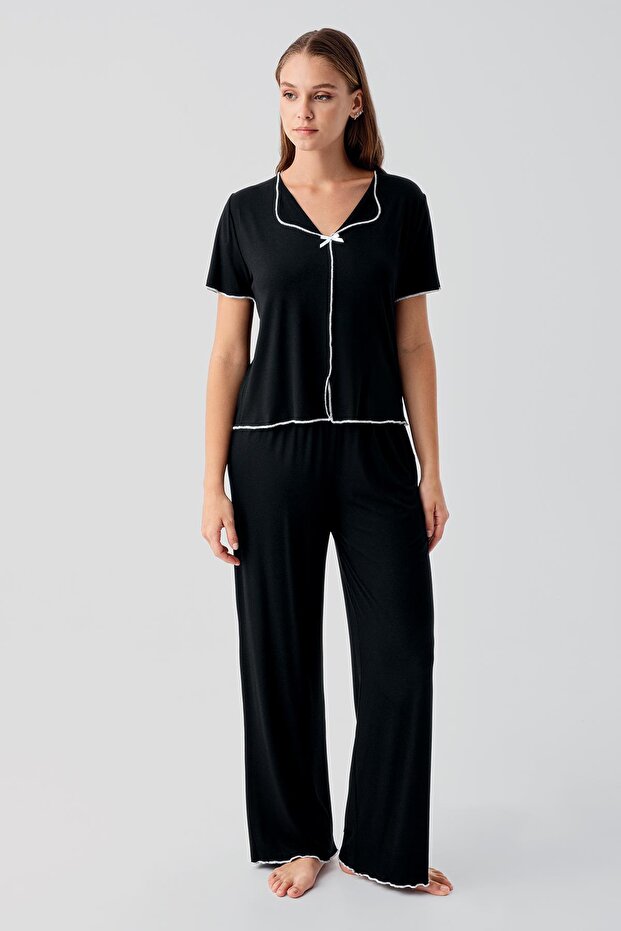 طقم بيجامة من الفسكوز المرن بأكمام قصيرة وربطة عنق