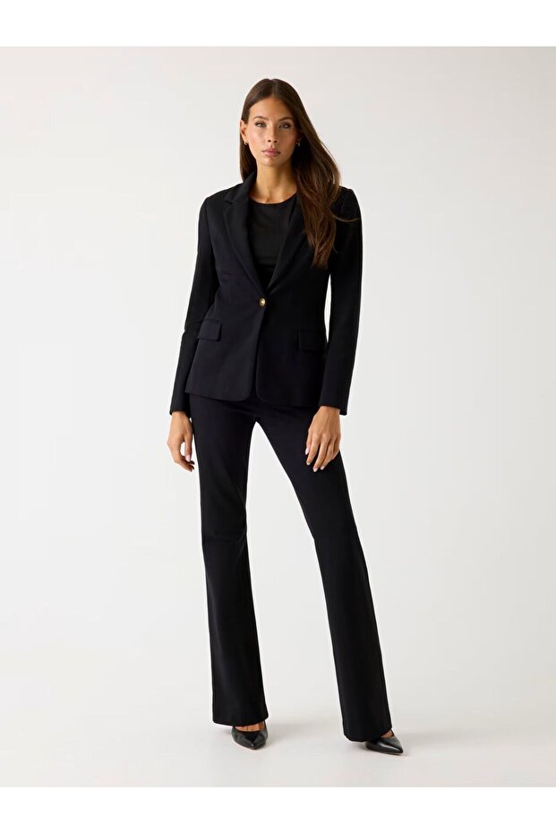 Flared high-rise pants - 3